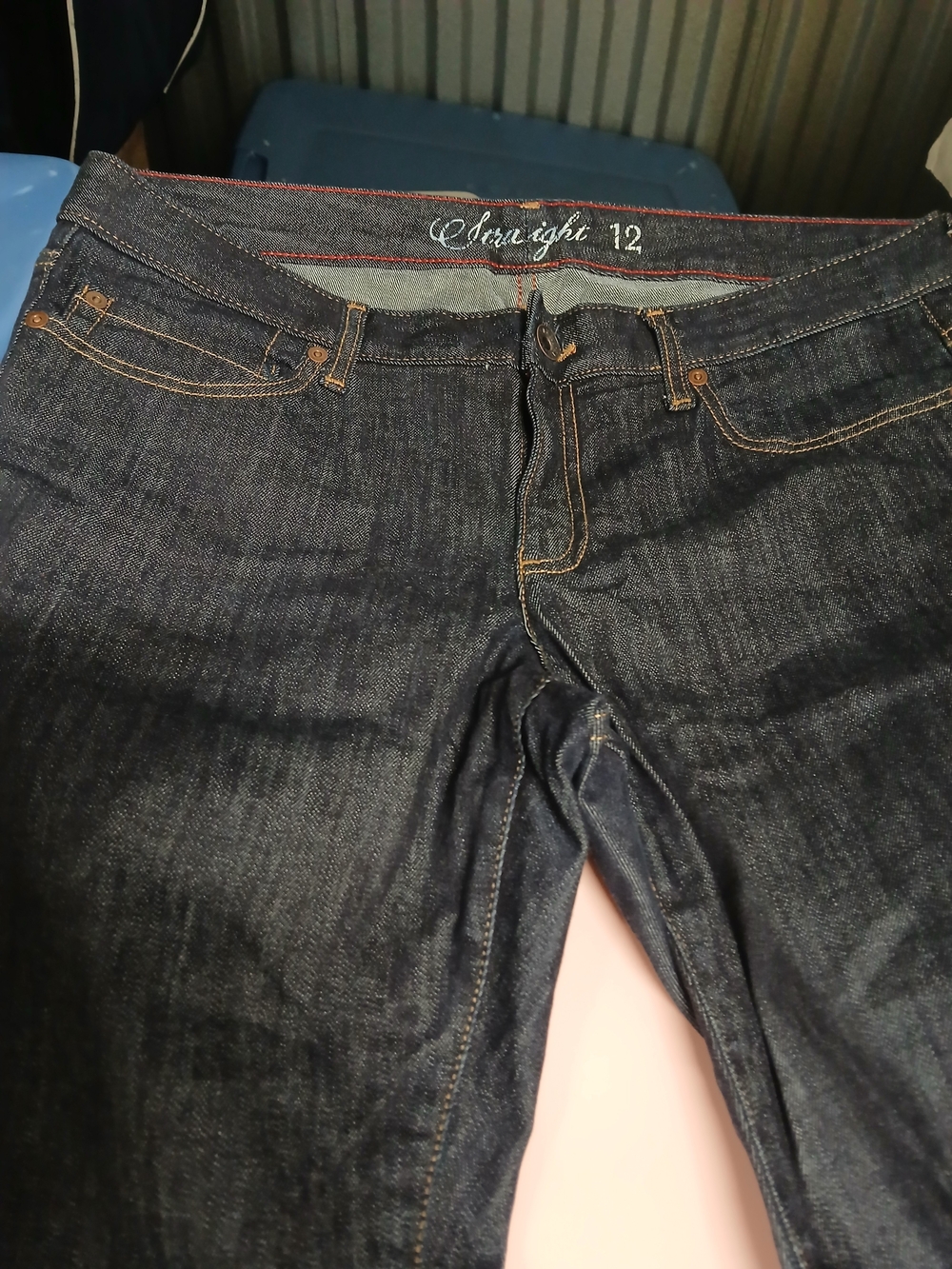 Tommy HILFIGER Wider Leg Dark Blue Jeans - Size 12